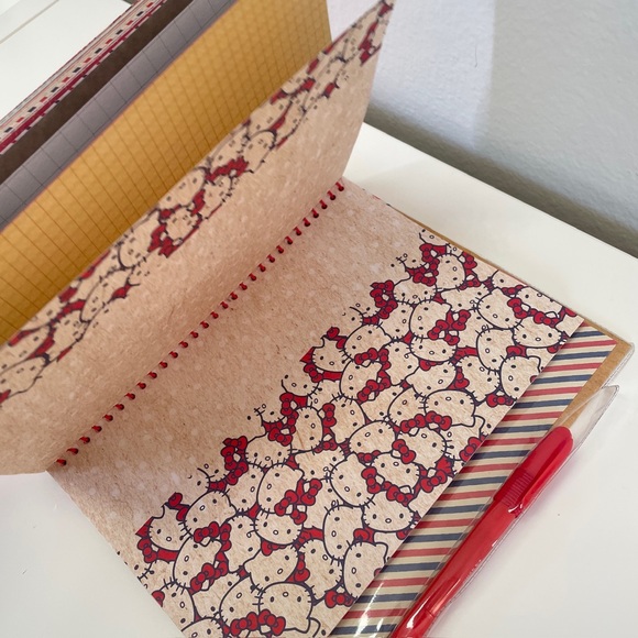 Sanrio HK Places I Like to Travel Journal - Picture 14 of 16